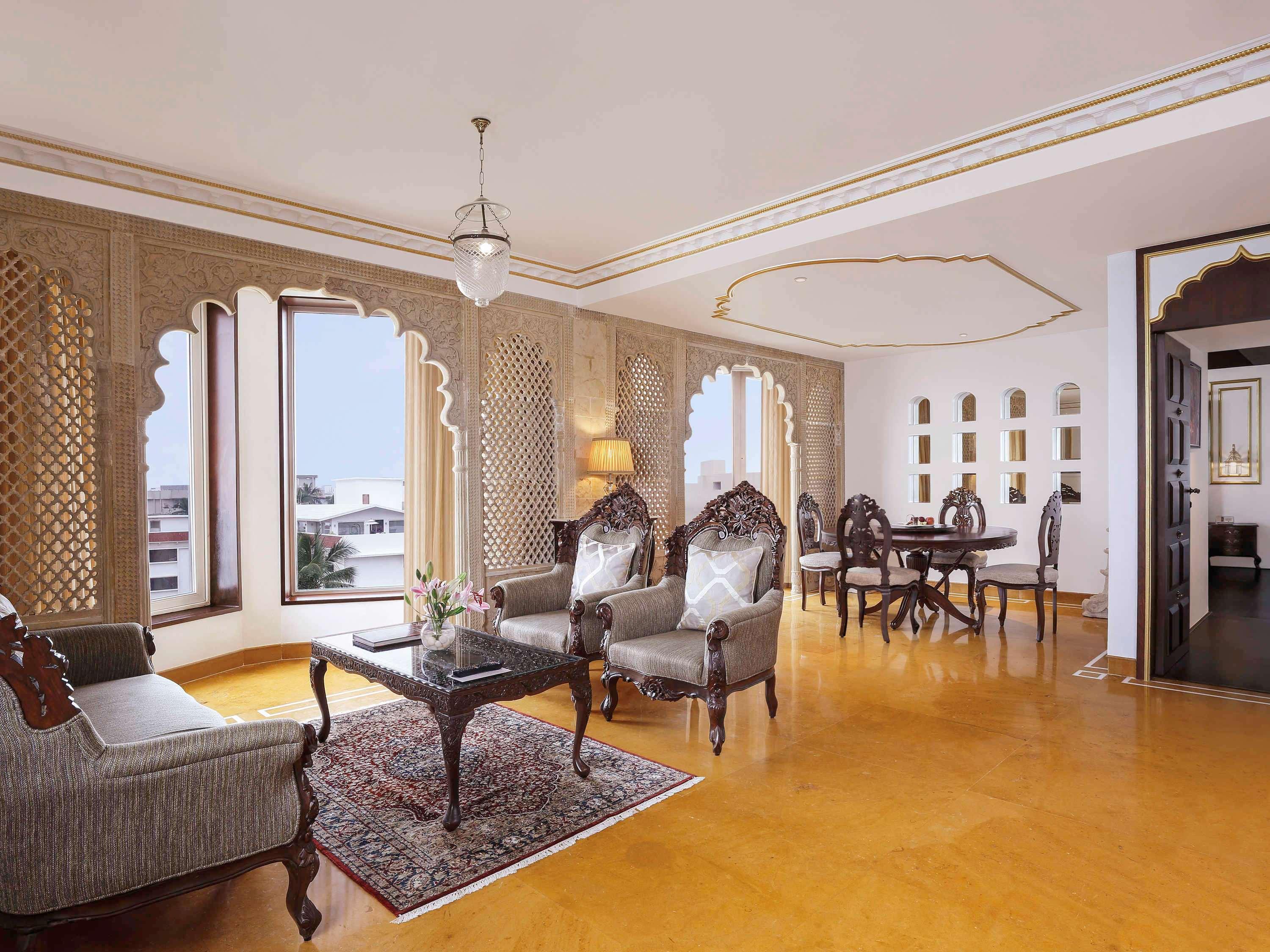 Novotel Mumbai Juhu Beach Exteriér fotografie A suite at the Taj Mahal Palace